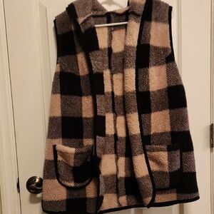 SHEIN Black and Cream Plaid Vest